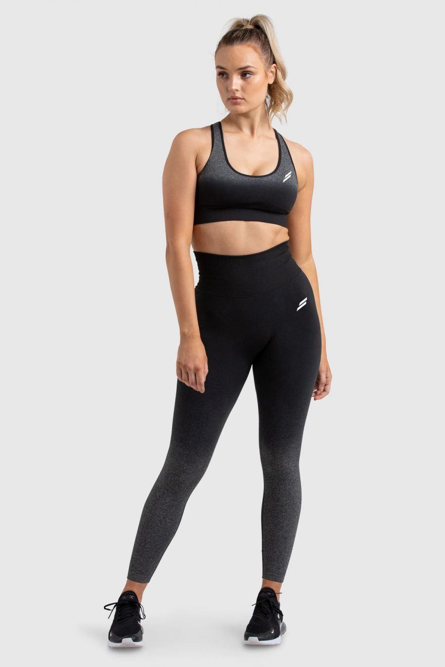 Ombre Seamless Crop – Black – Beloni – Workout Wear WooCommerce Theme